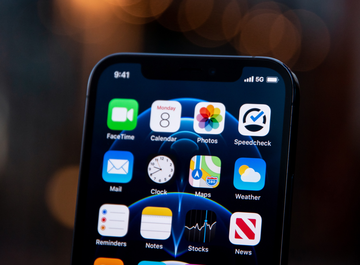 攀枝花苹果手机维修分享为什么 iPhone 12 在冬季会自动关机 